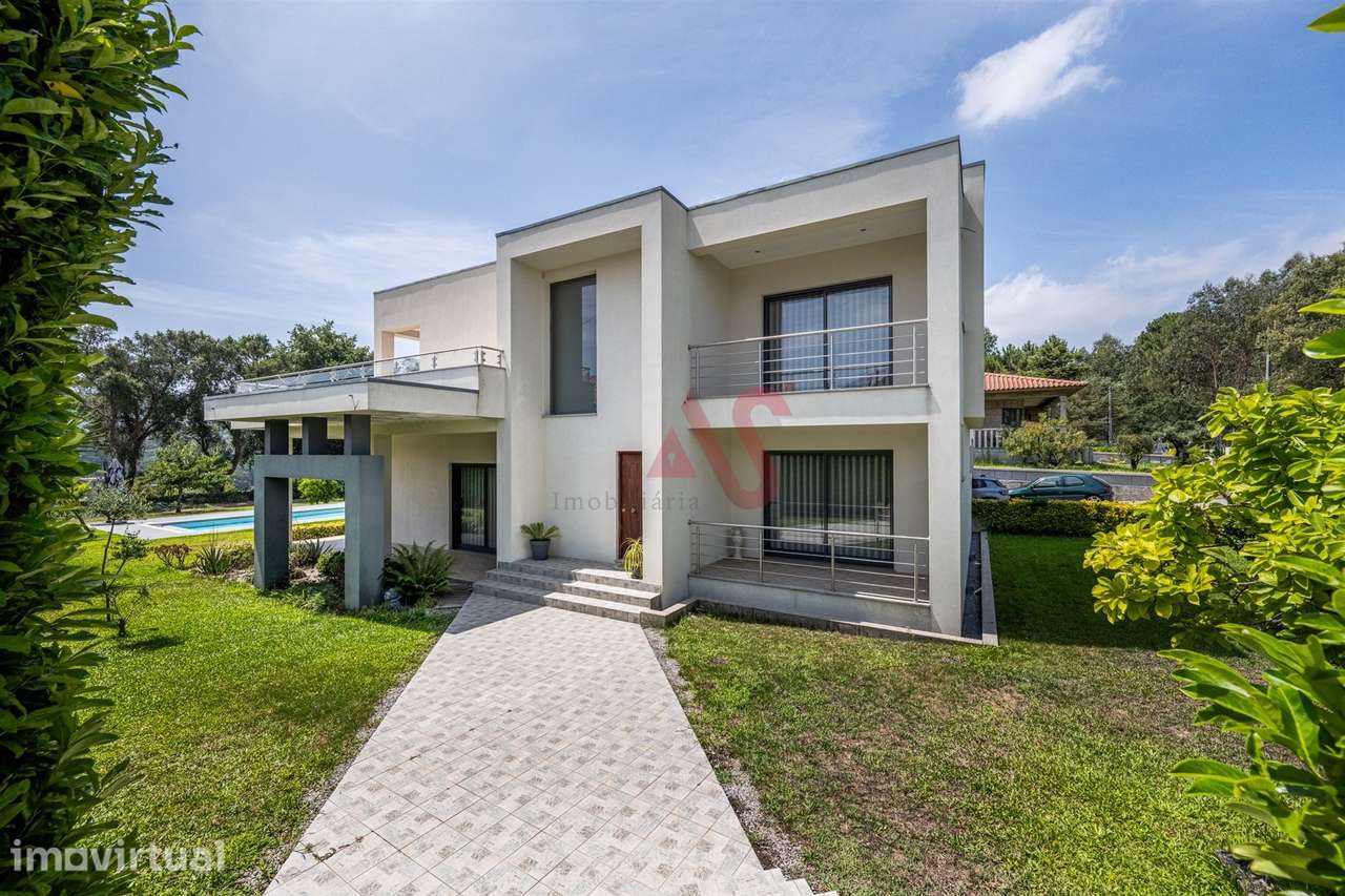Moradia T4 com Piscina em Monte Córdova, Santo Tirso - Grande imagem: 5/33