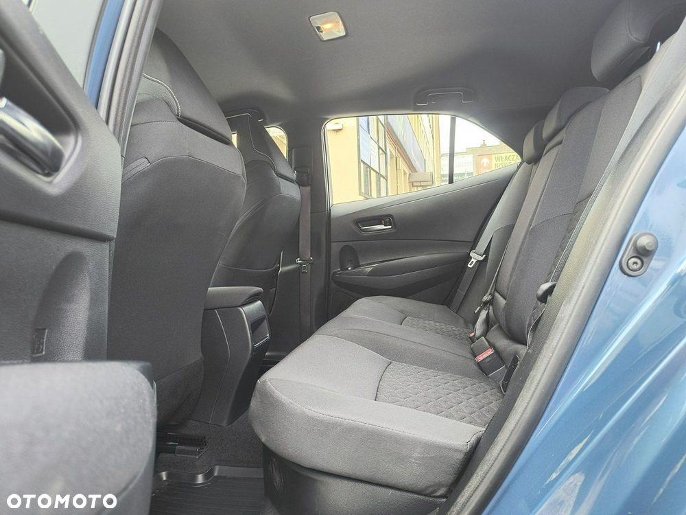 Toyota Corolla 1.8 Hybrid - 11