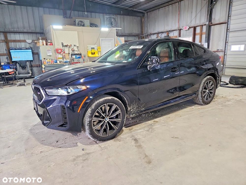 BMW X6 M50i - 2