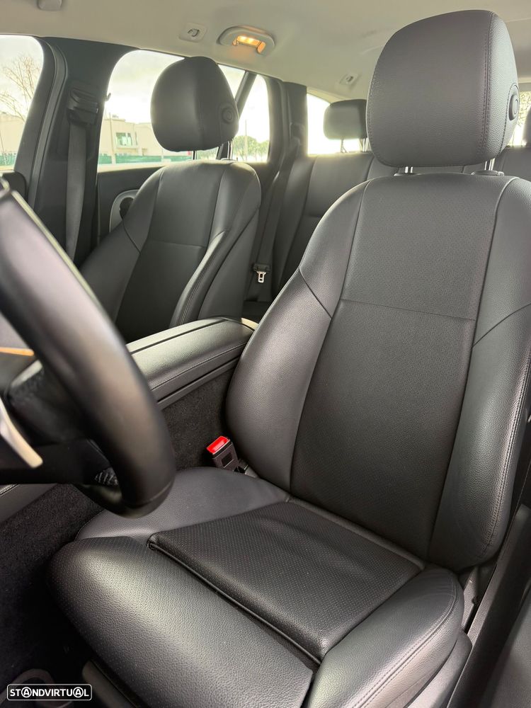 Mercedes-Benz E 300 - 11