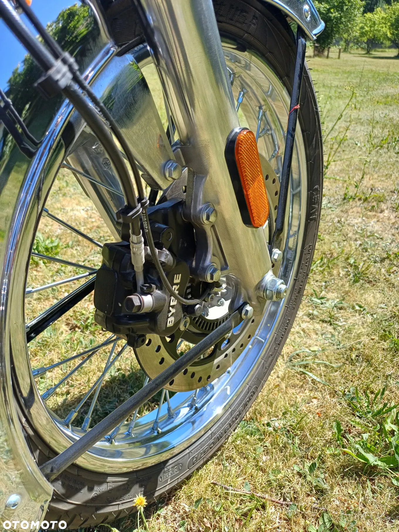Royal Enfield Bullet 350 - 13