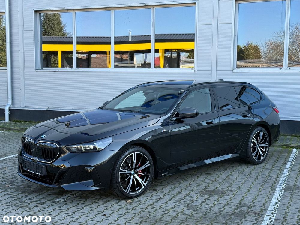 BMW Seria 5 520d xDrive Touring - 2