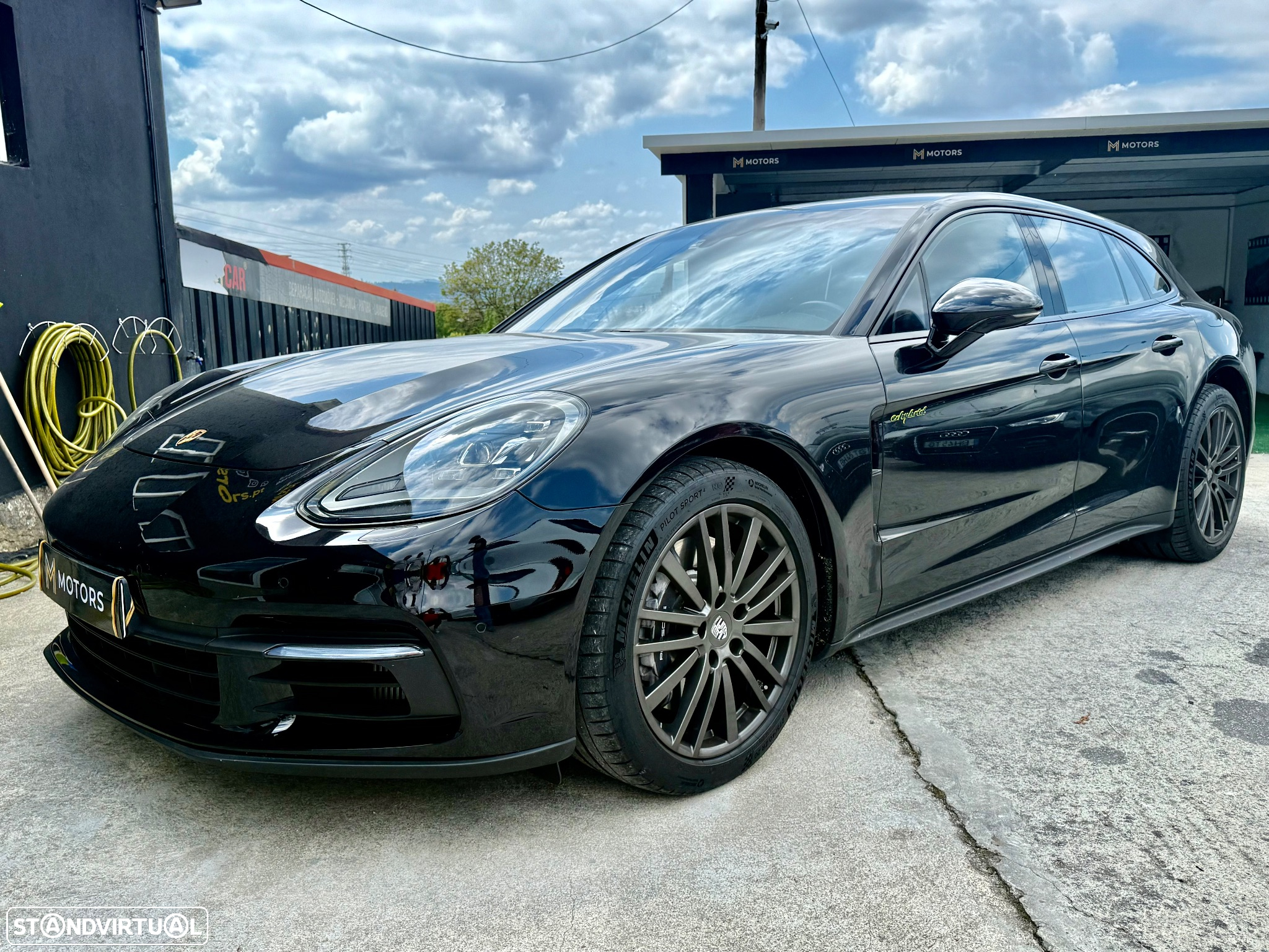 Porsche Panamera Sport Turismo 4 E-Hybrid 10 Years Edition - 27