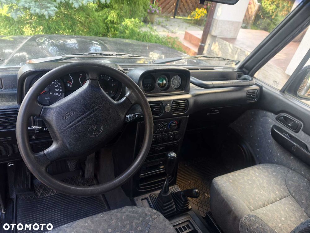 Hyundai Galloper - 4