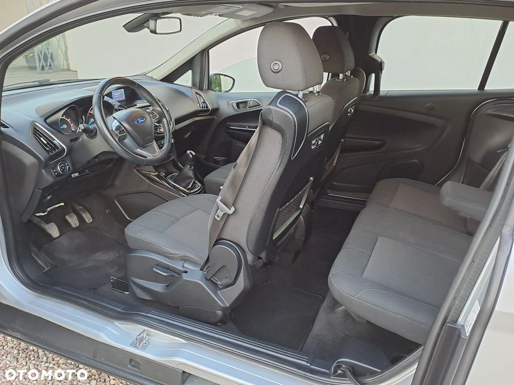 Ford B-MAX - 14