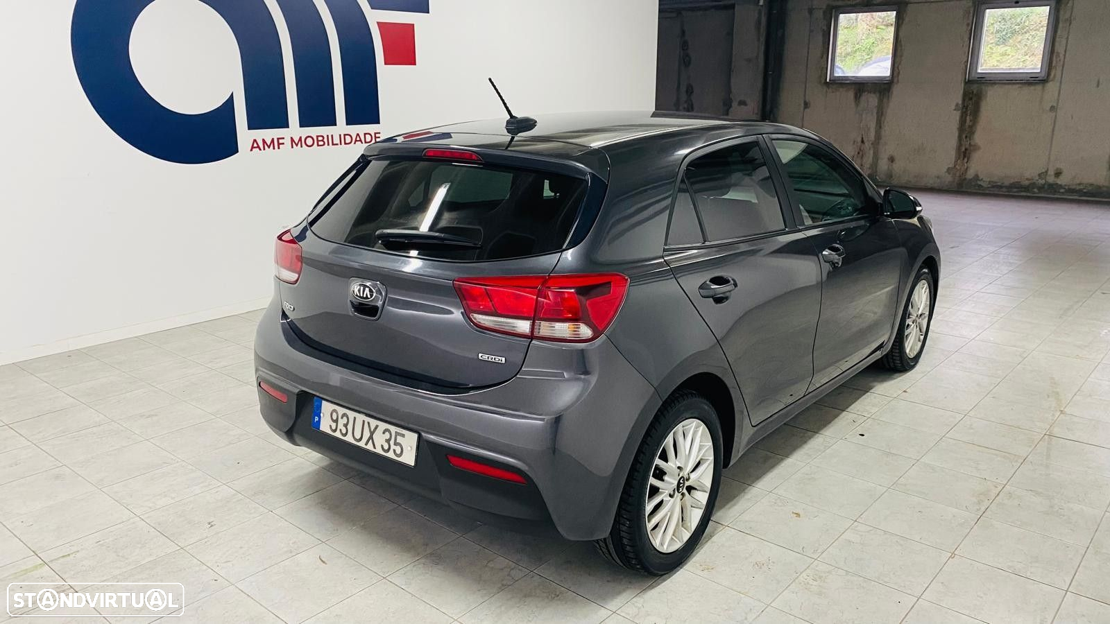Kia Rio 1.4 CRDi TX - 10