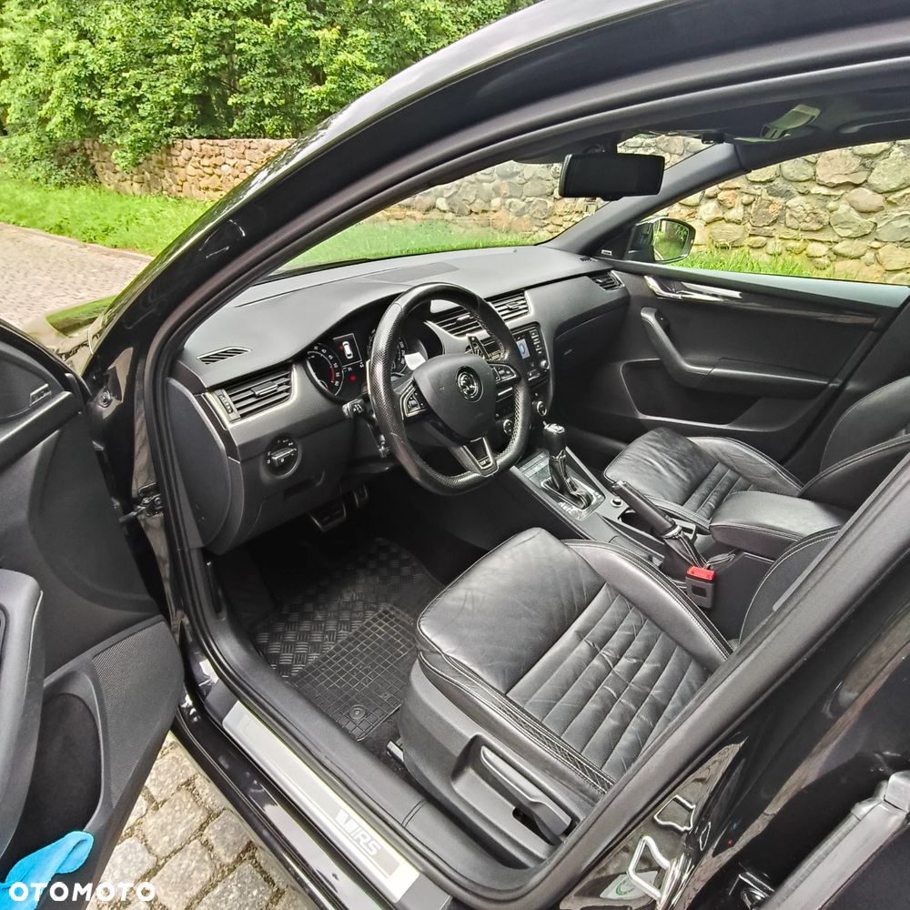 Skoda Octavia 2.0 TDI RS DSG - 27