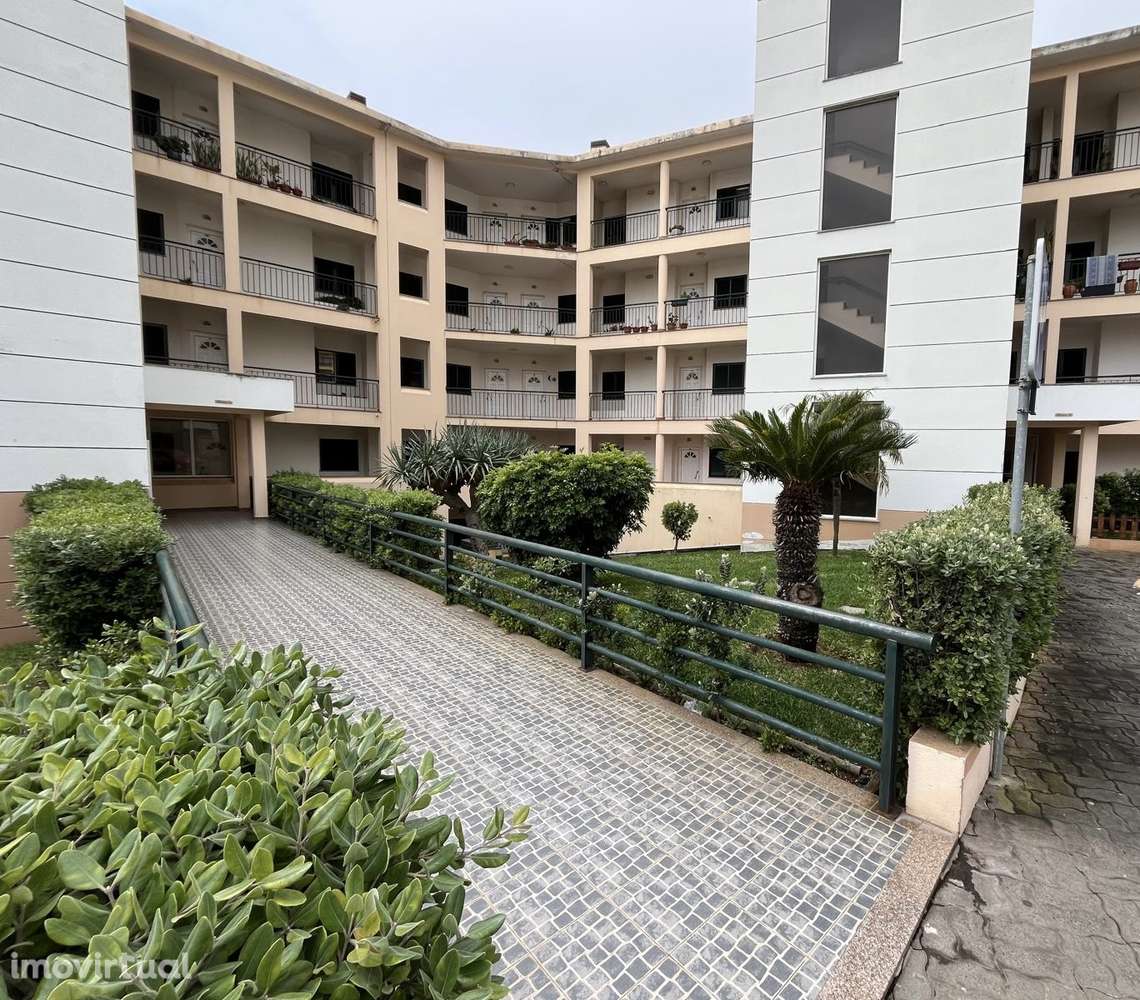 Apartamento T2 Caniço/Garajau (VENDA OU PERMUTA) - Grande imagem: 2/7