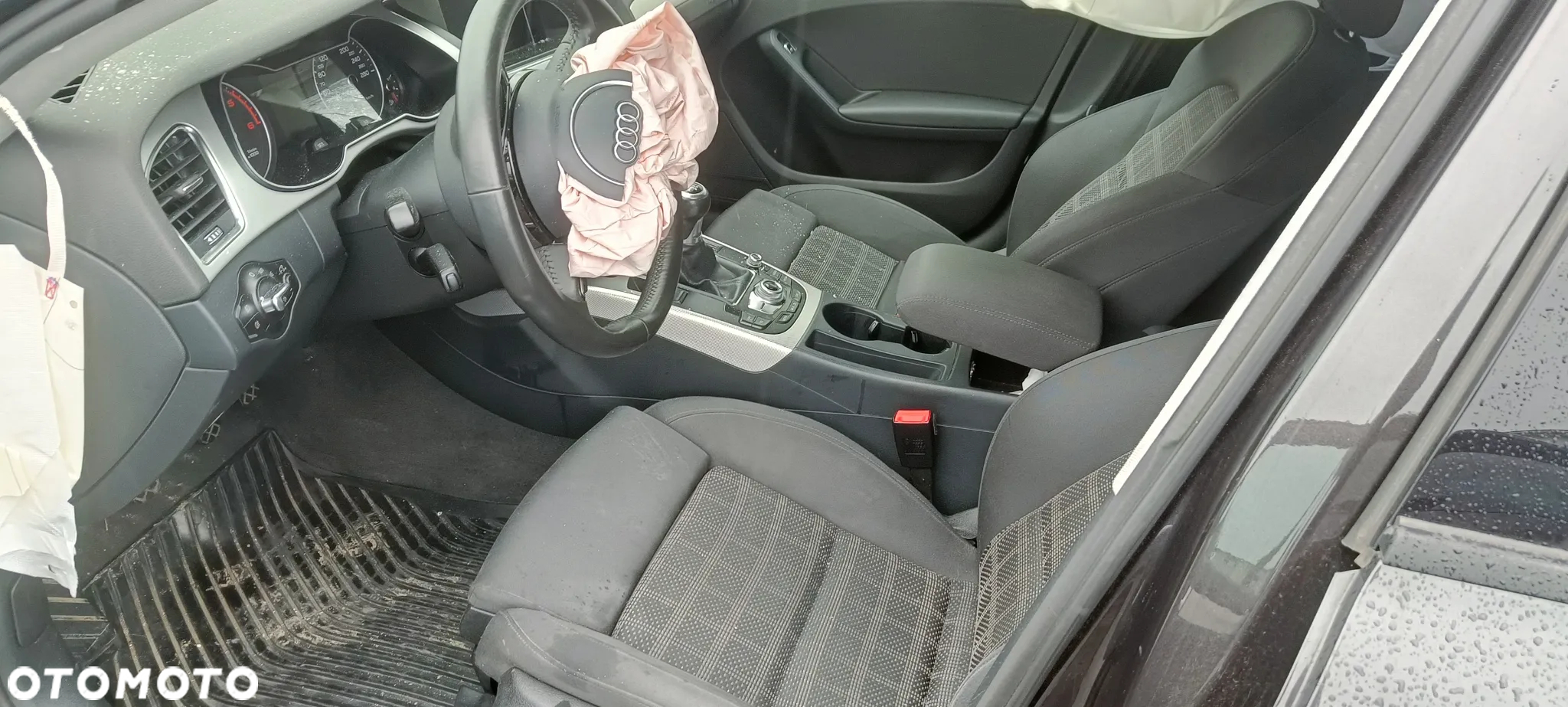 Audi A4 2.0 TDI Design - 6