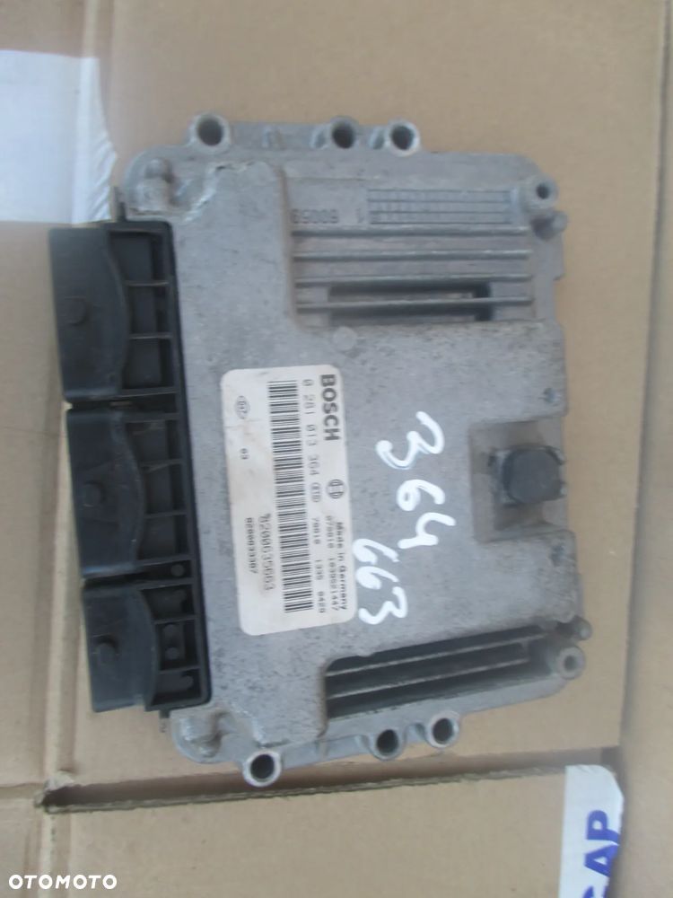 sterownik komputer Trafic Vivaro Master Movano 0281013364 0200635663 8200833387 - 1