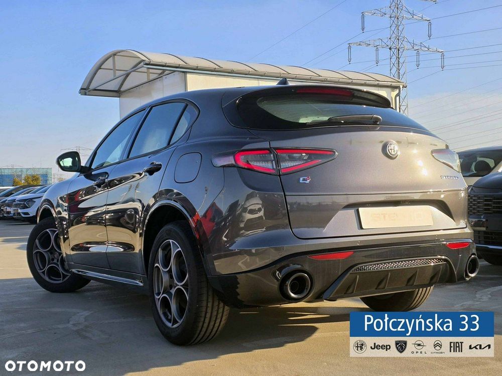 Alfa Romeo Stelvio - 9