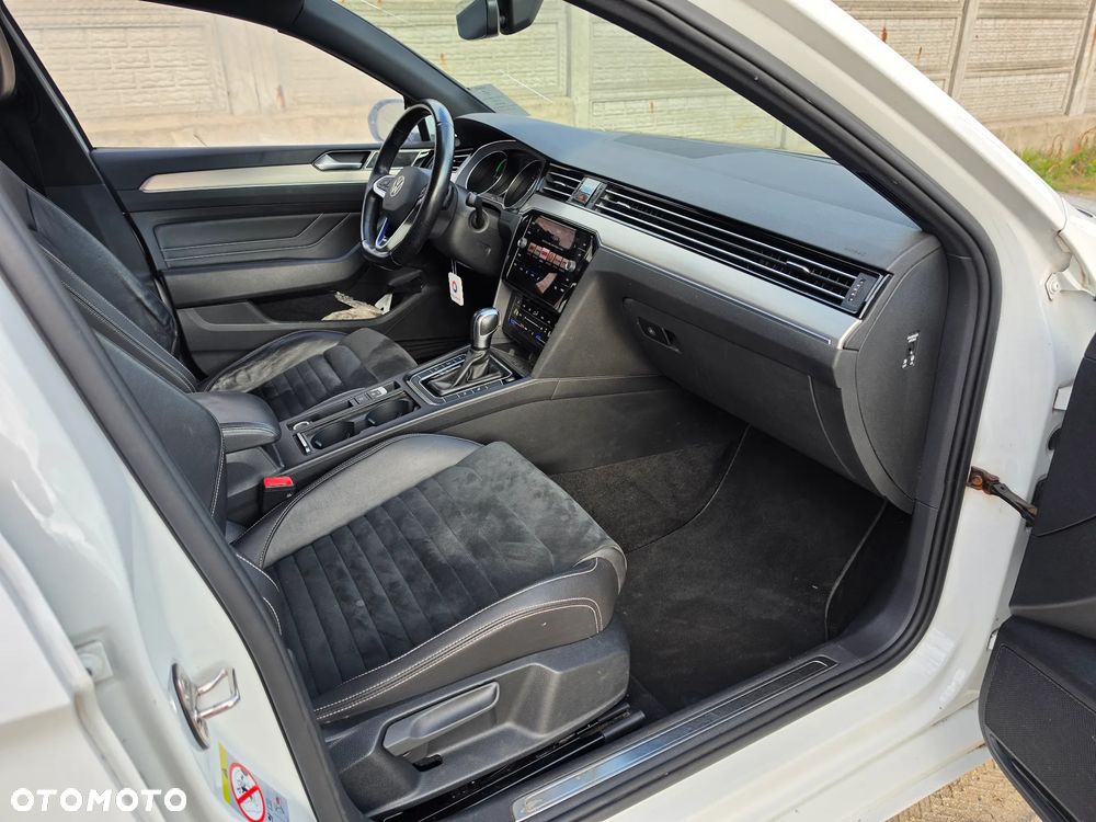 Volkswagen Passat Variant 1.4 TSI Plug-In Hybrid GTE DSG - 12