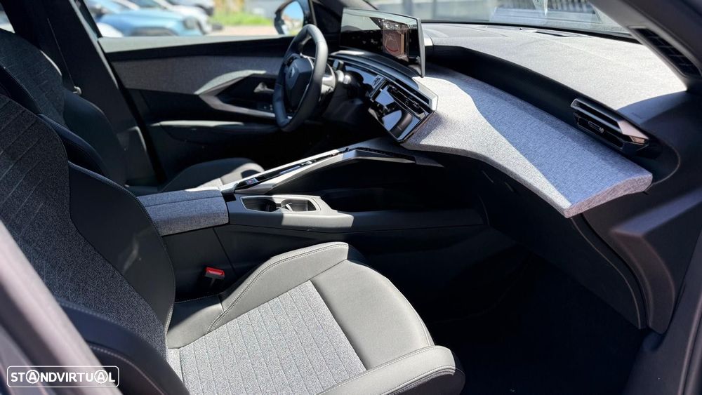 Peugeot 5008 1.2 Hybrid Allure e-DCS6 - 9