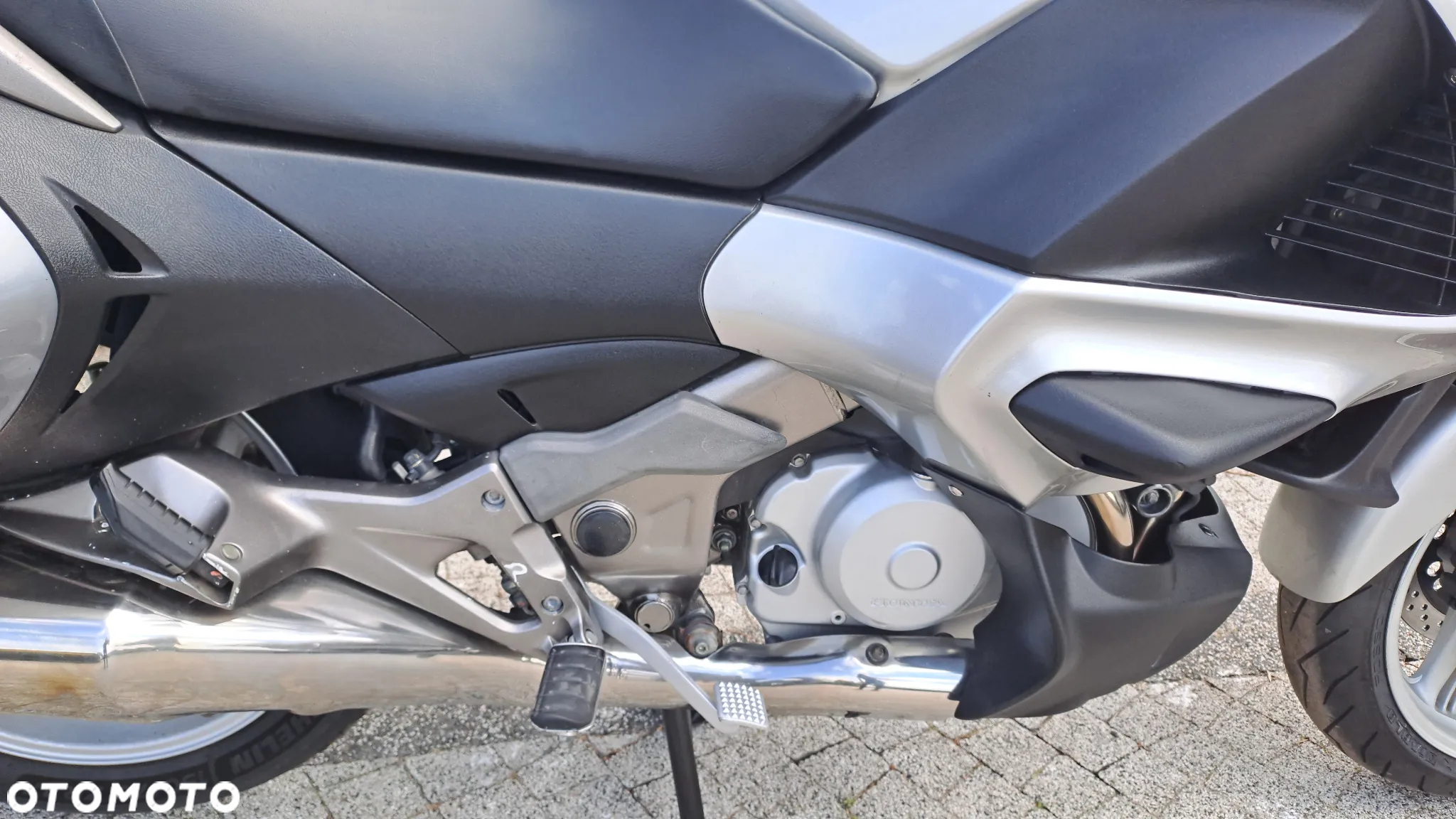 Honda NT - 9