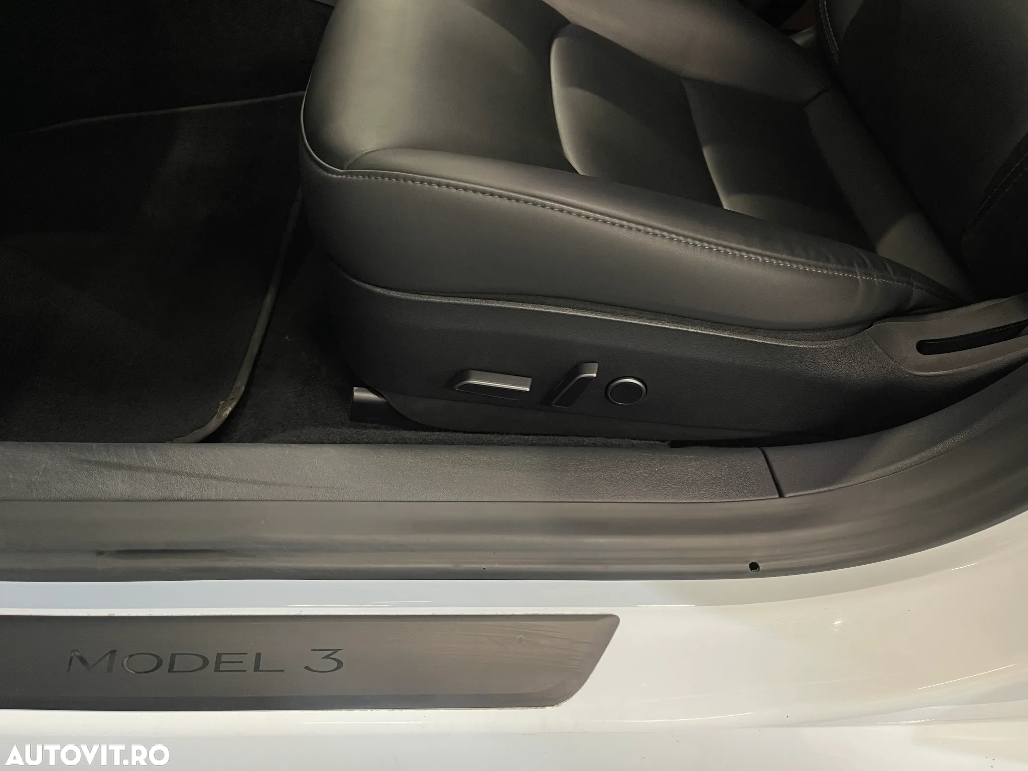 Tesla Model 3 Performance - 15