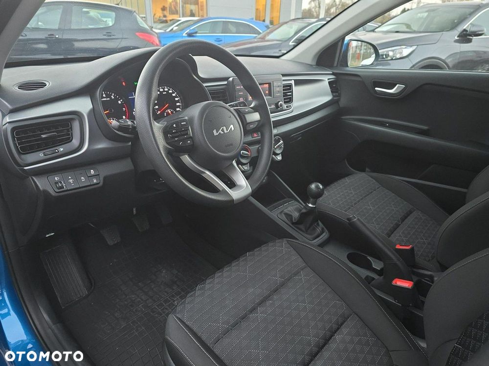 Kia Rio - 9