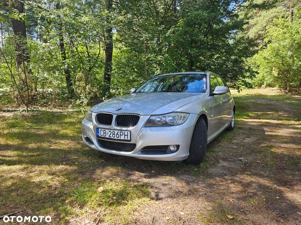 BMW Seria 3 320d DPF Efficient Dynamics Edition - 1