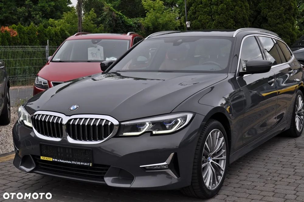 BMW Seria 3 330d Luxury Line sport - 4