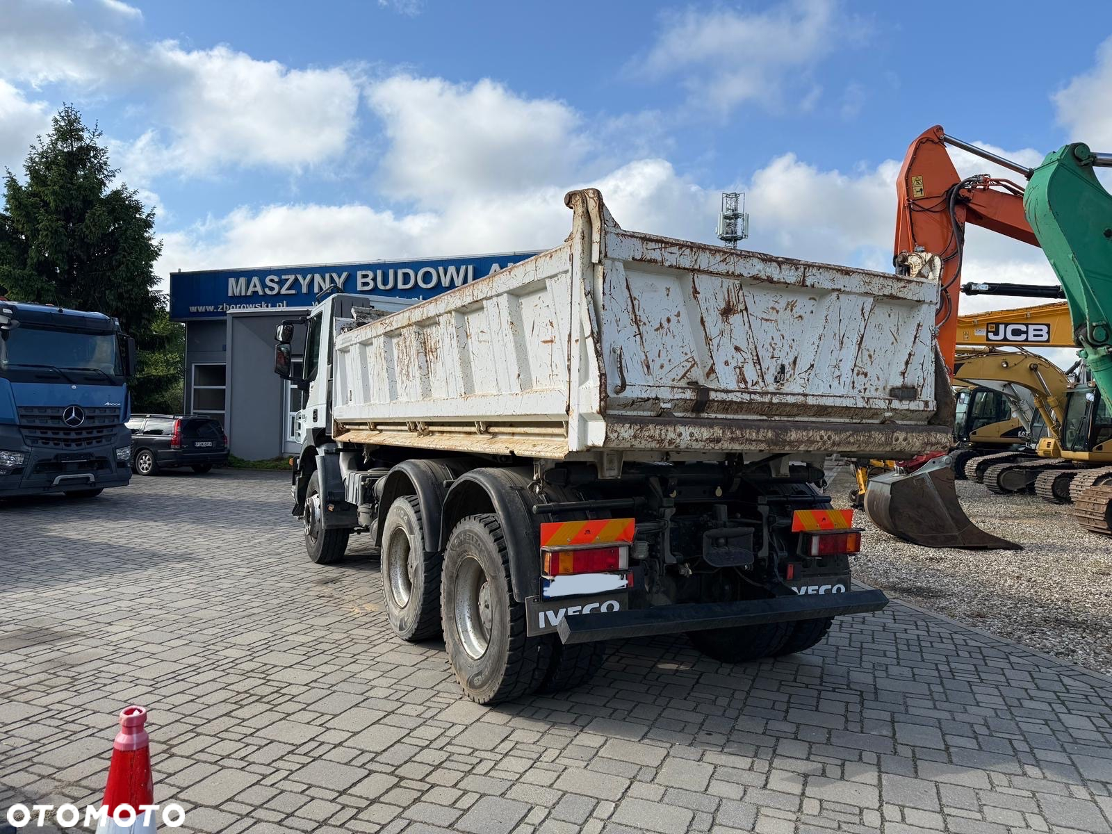 Iveco 450 TRACKER - 5