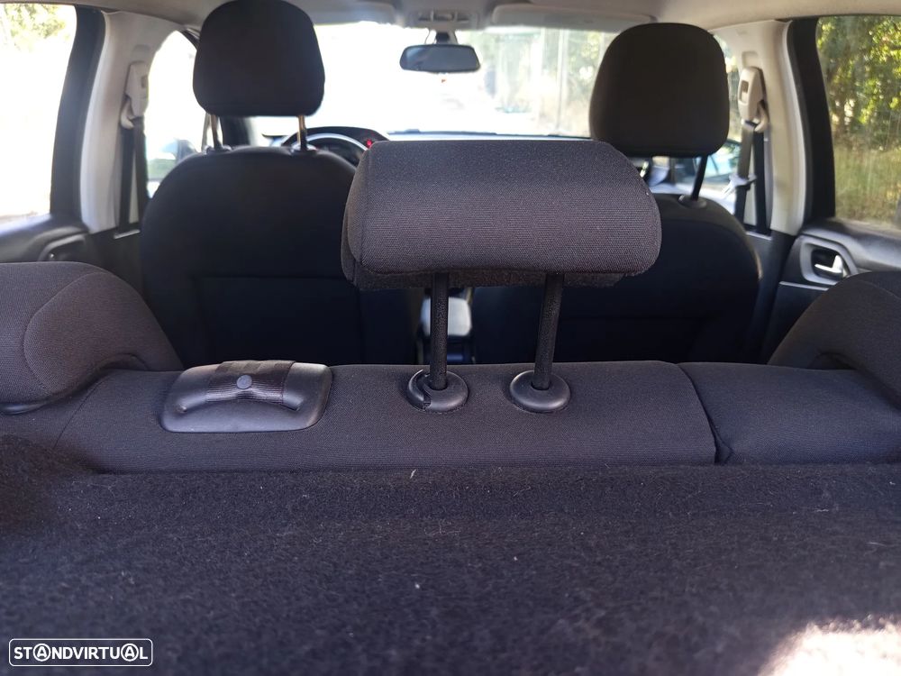 Peugeot 208 1.4 VTi Active - 21