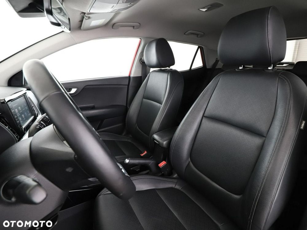 Kia Stonic 1.4 L - 14