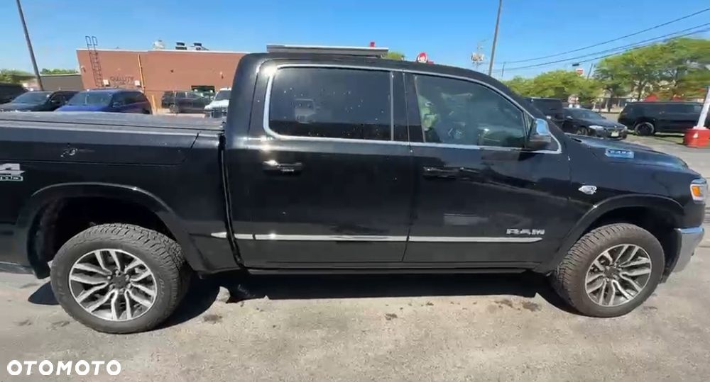 Dodge RAM - 4