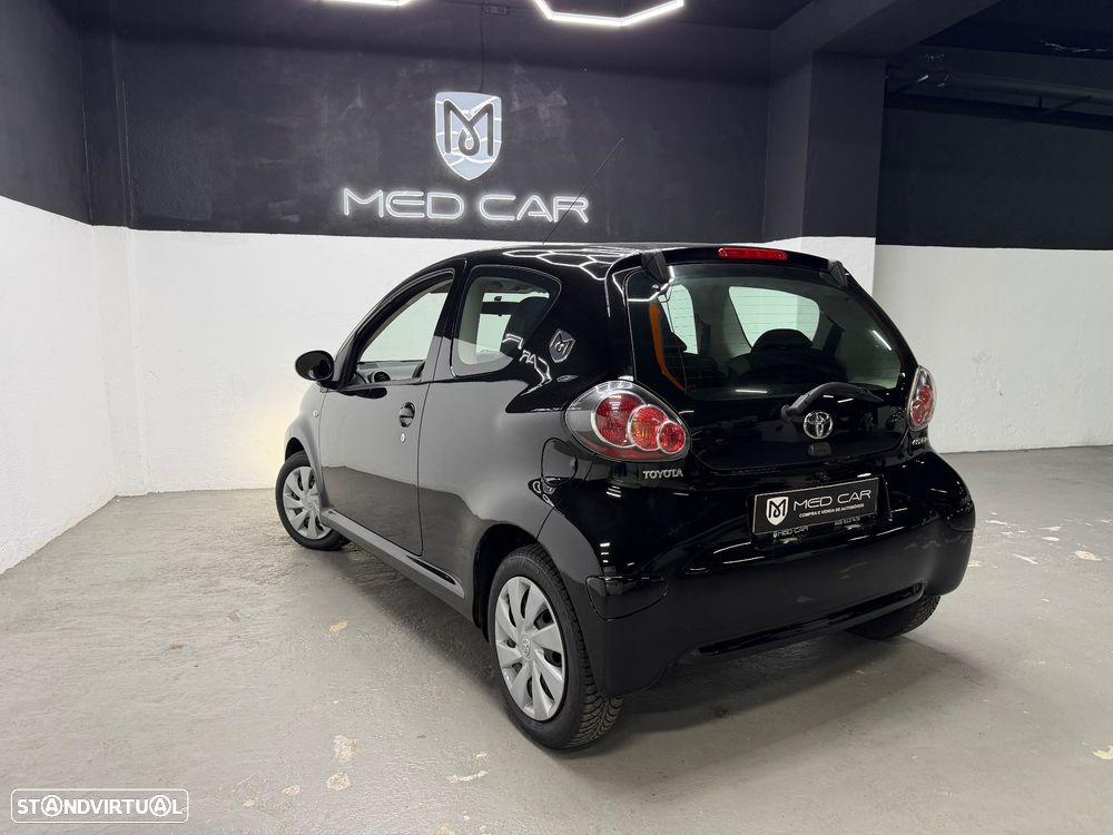 Toyota Aygo 1.0 Plus Sport Pack - 5