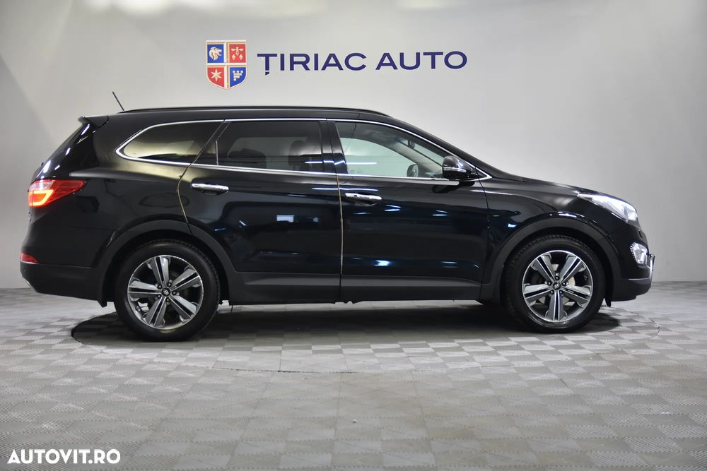 Hyundai Santa Fe 2.2 CRDi 4WD 7 seats Luxury+ - 7