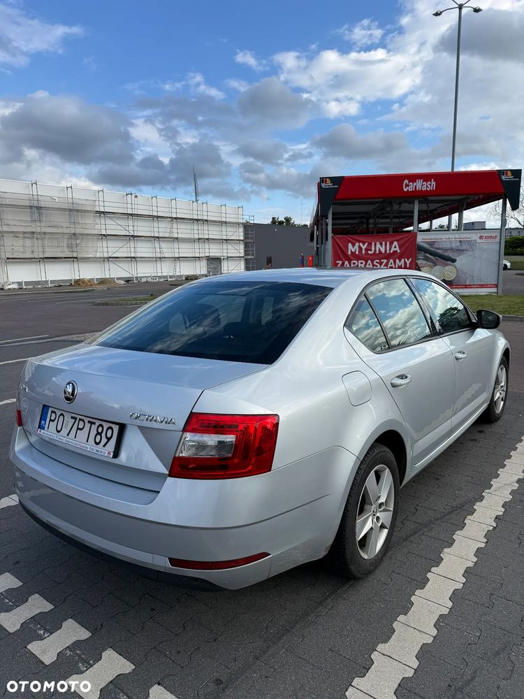 Skoda Octavia 1.6 TDI Ambition - 5