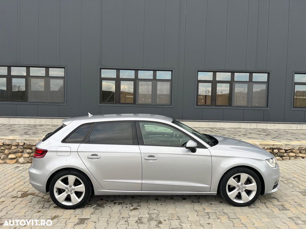 Audi A3 1.6 TDI Sportback S tronic sport - 10