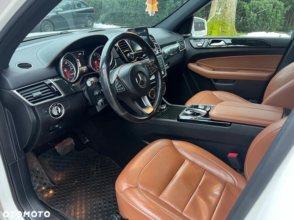 Mercedes-Benz GLS 400 4Matic 9G-TRONIC Exclusive - 8