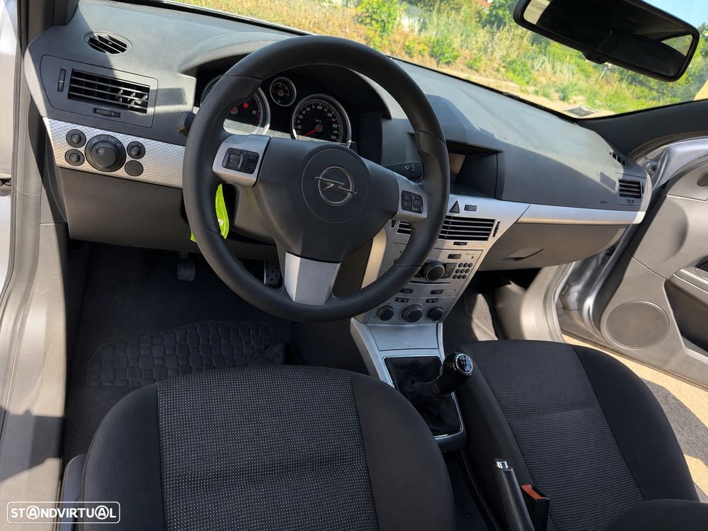 Opel Astra GTC 1.3 CDTI - 5