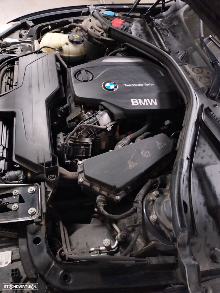 BMW 318 d Advantage - 13