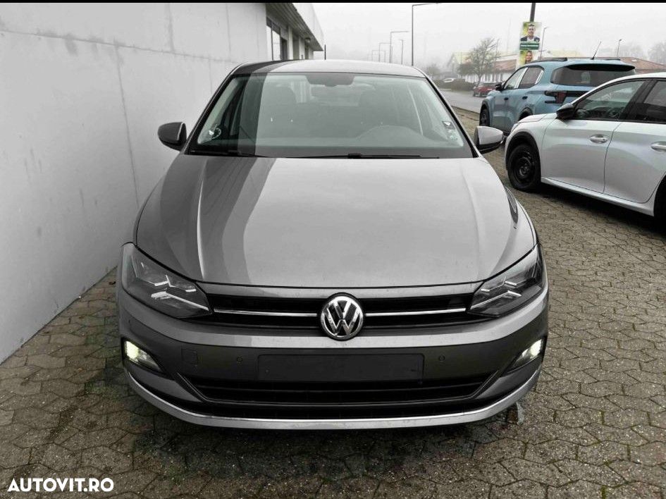 Volkswagen Polo 1.6 TDI SCR DSG Comfortline - 12