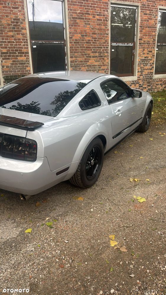 Ford Mustang - 5