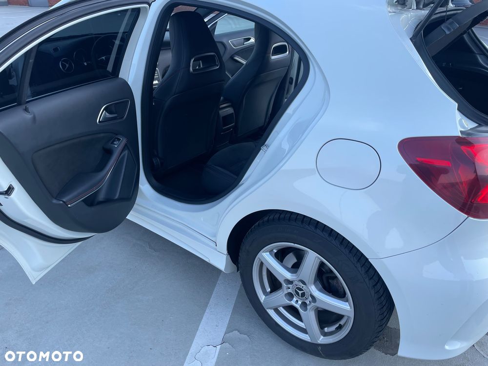 Mercedes-Benz Klasa A 180 AMG Line - 13