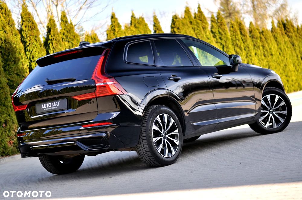 Volvo XC 60 B4 D Ultimate Dark - 11