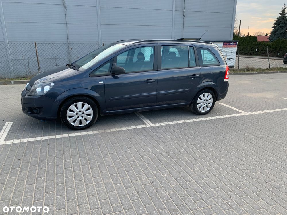 Opel Zafira 1.8 Innovation 110 Jahre - 3