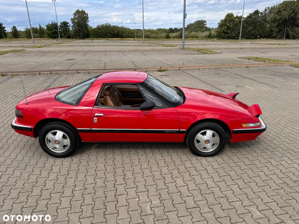 Buick Reatta - 9