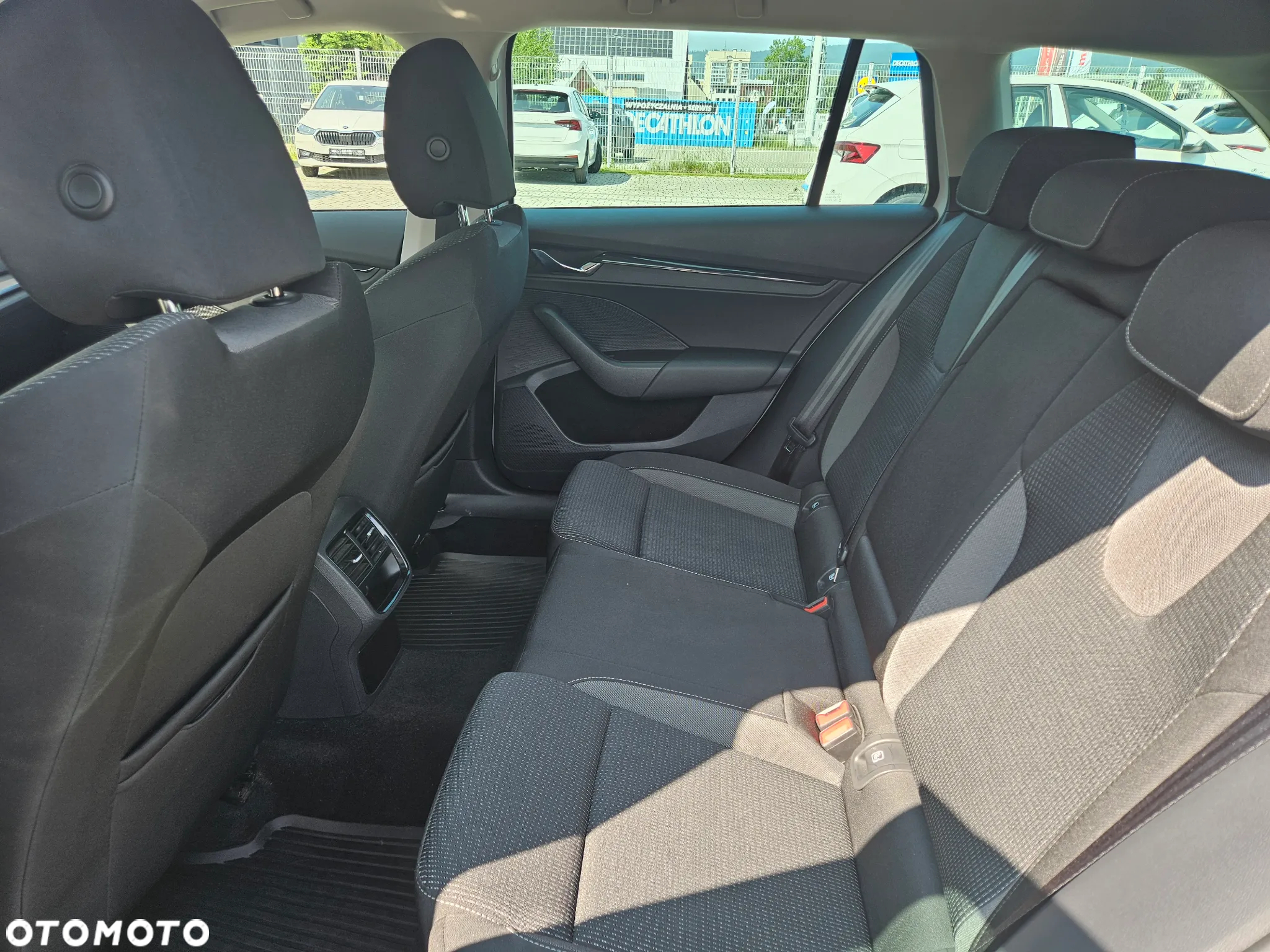Skoda Octavia 2.0 TDI Ambition DSG - 12