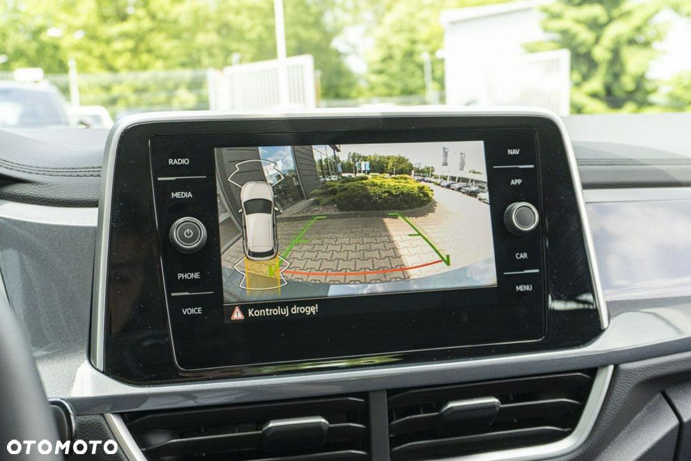 Volkswagen T-Roc - 27