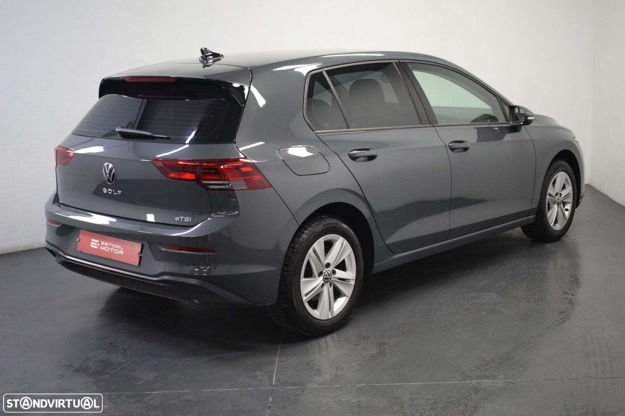 VW Golf 1.0 eTSI Life DSG - 3