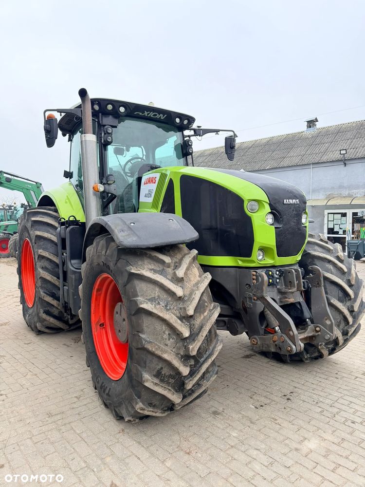 Claas Axion 950 - 11