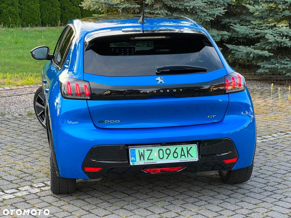 Peugeot 208 GT - 10