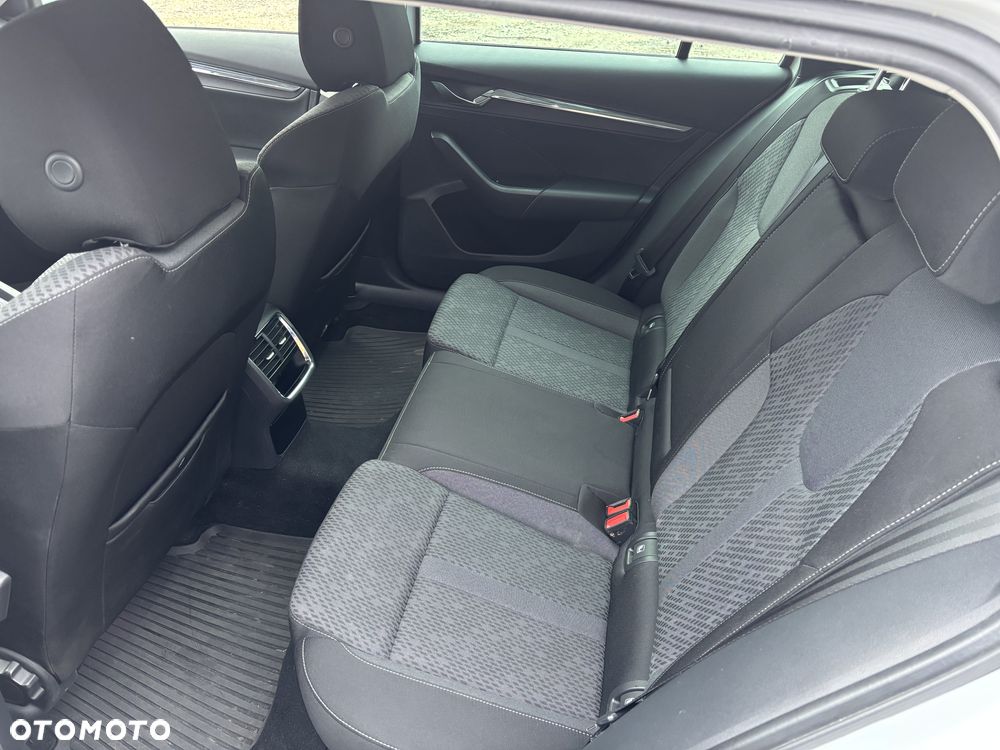 Skoda Octavia 1.5 TSI ACT Style - 20