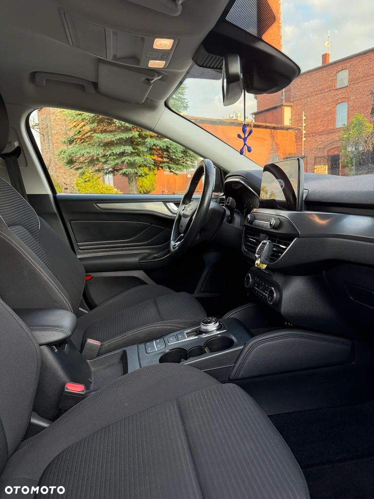 Ford Focus - 11