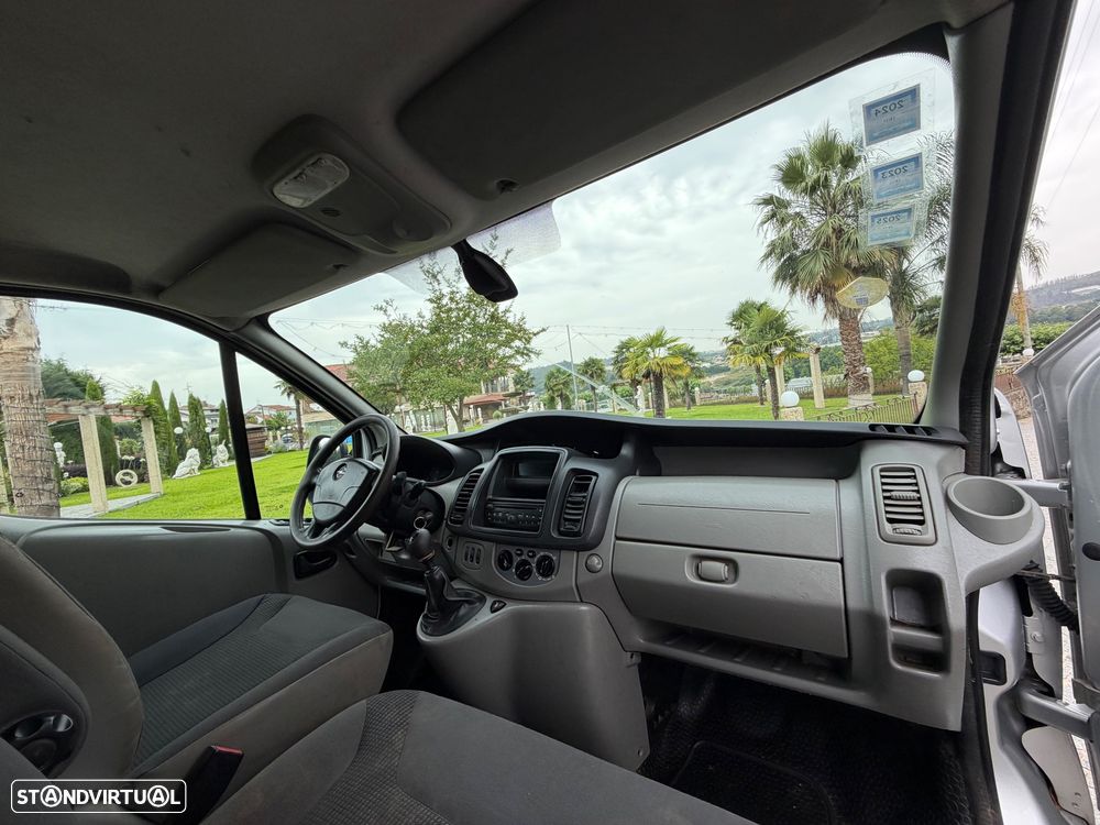 Opel Vivaro Lh2 - 12