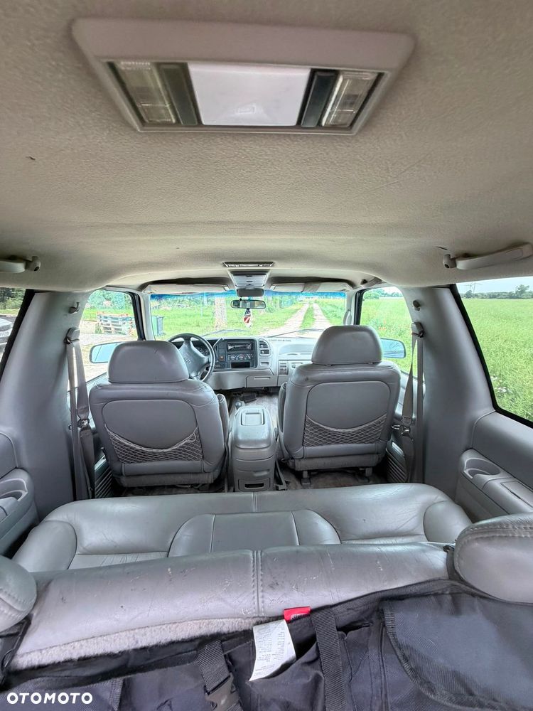 Chevrolet Tahoe - 6