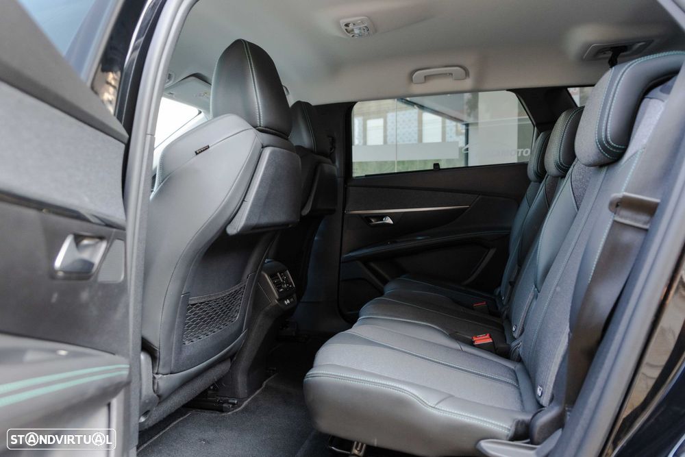 Peugeot 5008 1.2 PureTech Allure EAT8 - 14