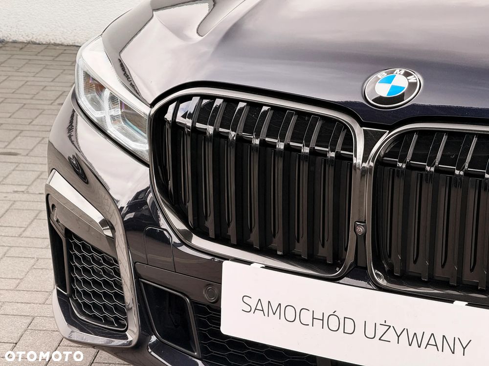 BMW Seria 7 750i xDrive - 6